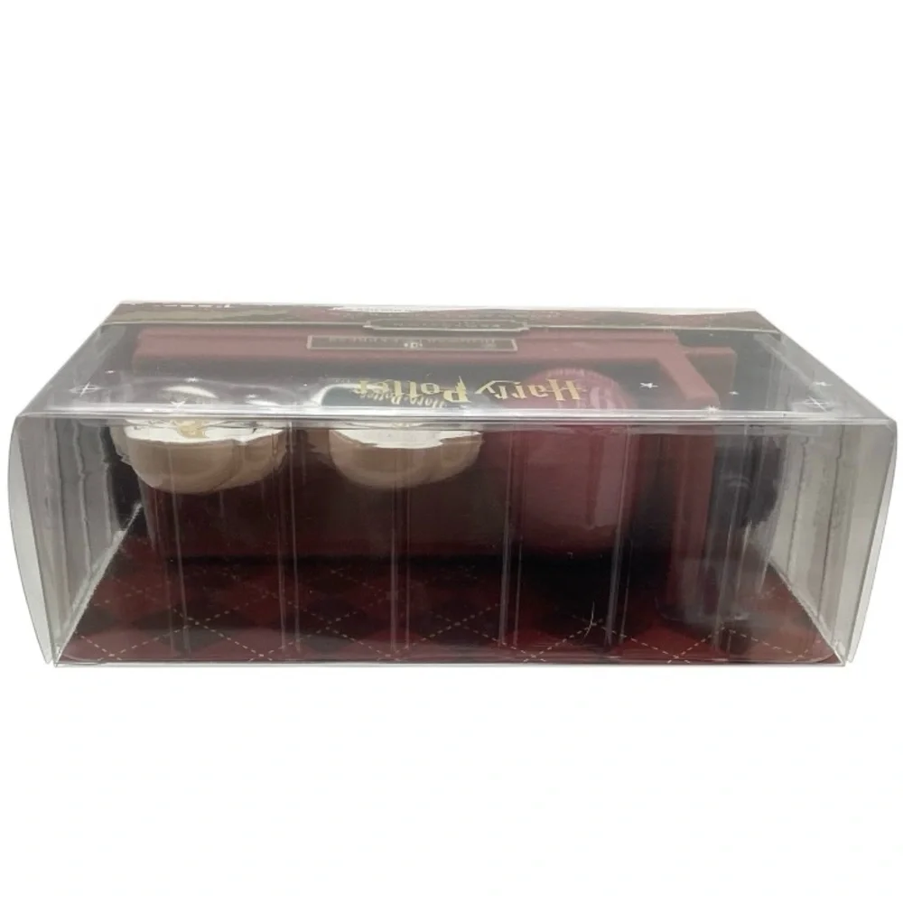 Profusion Cosmetics: Harry Potter Hogwarts Express 3 pc. Sponge and Holder Set